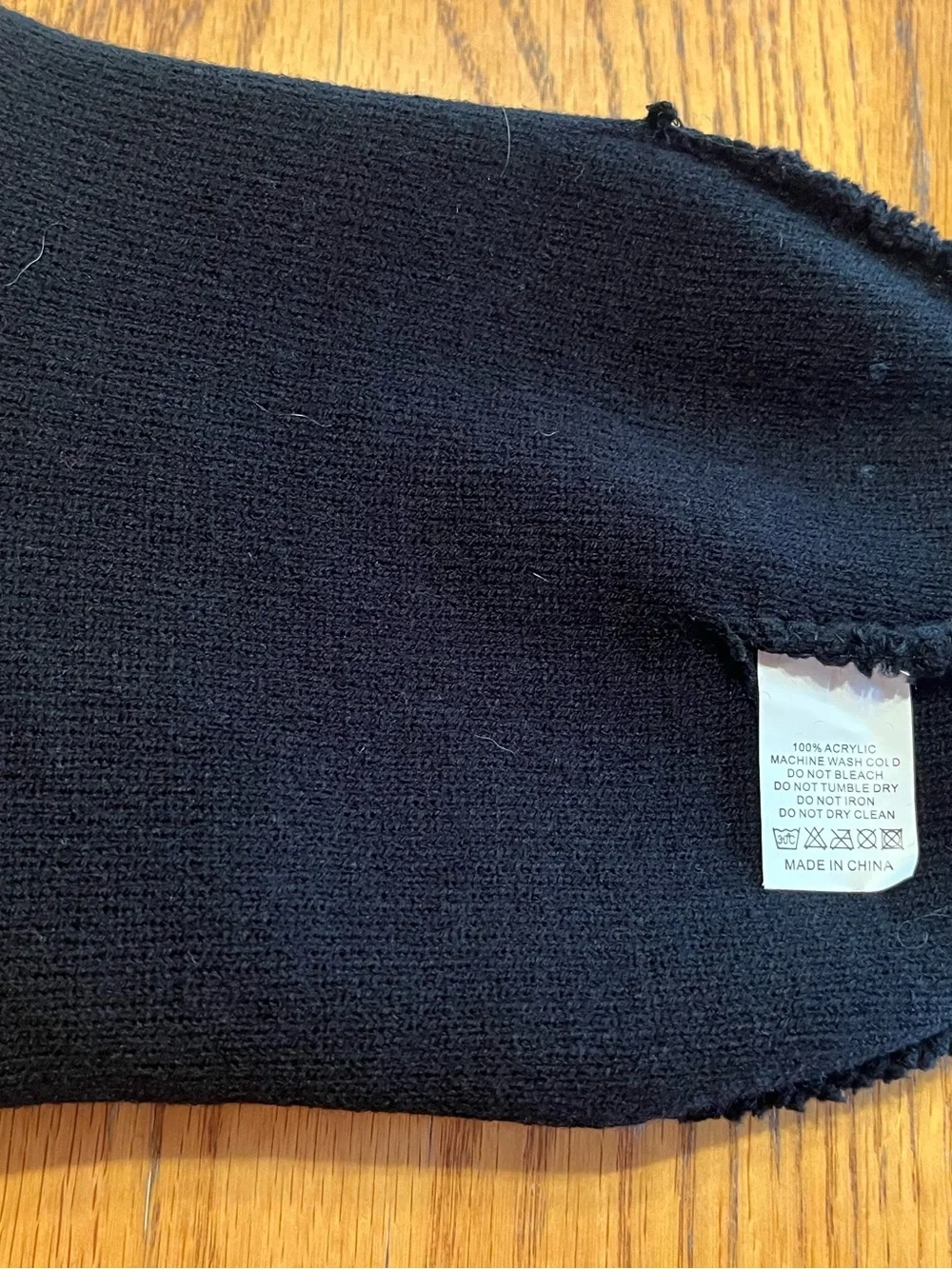 Black Beanie Hat with Rechargeable Head light New without tags